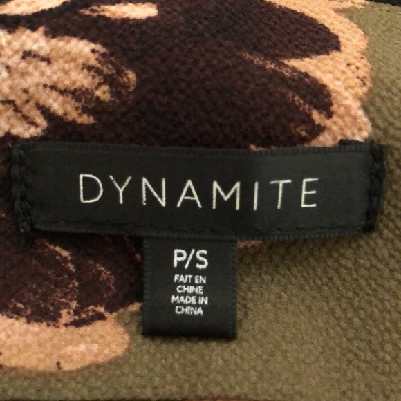 Floral zip back blouse - Picture 7 of 7